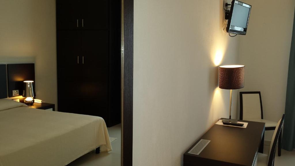 Buddi Hotel Platamona Habitación foto